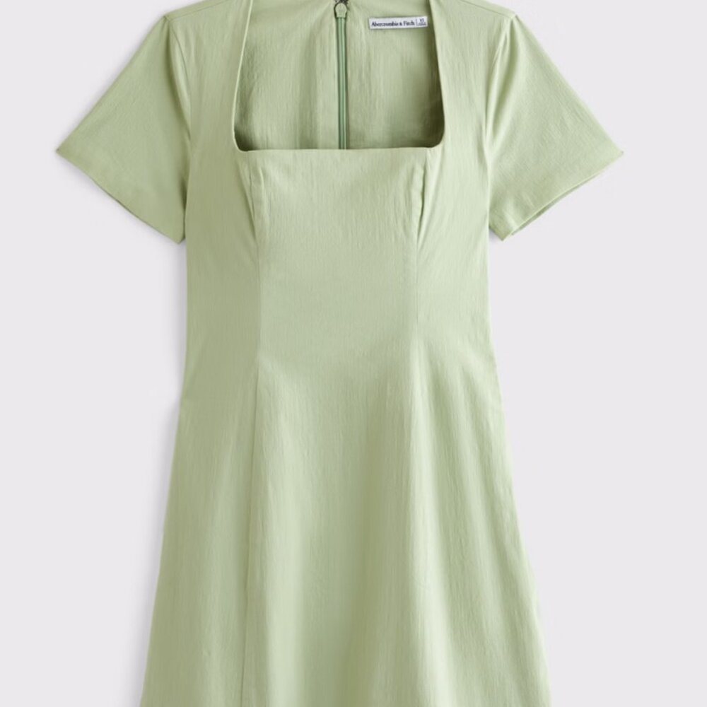Abercrombie & Fitch Short Sleeve Stretch Mini Dress Medium Light Green